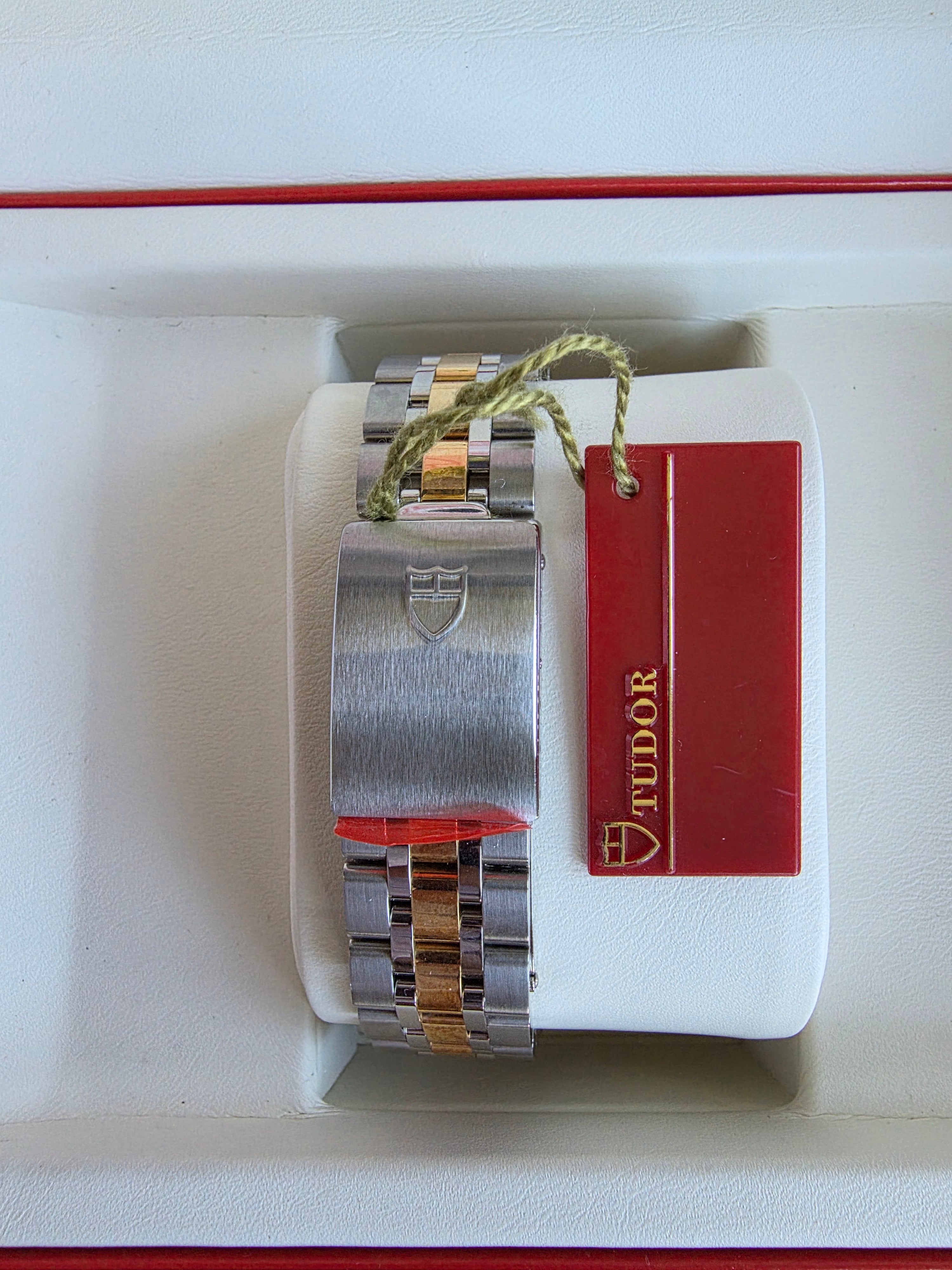 NOS Tudor Prince Date Day Linen Dial 76213 w/ Box & Papers