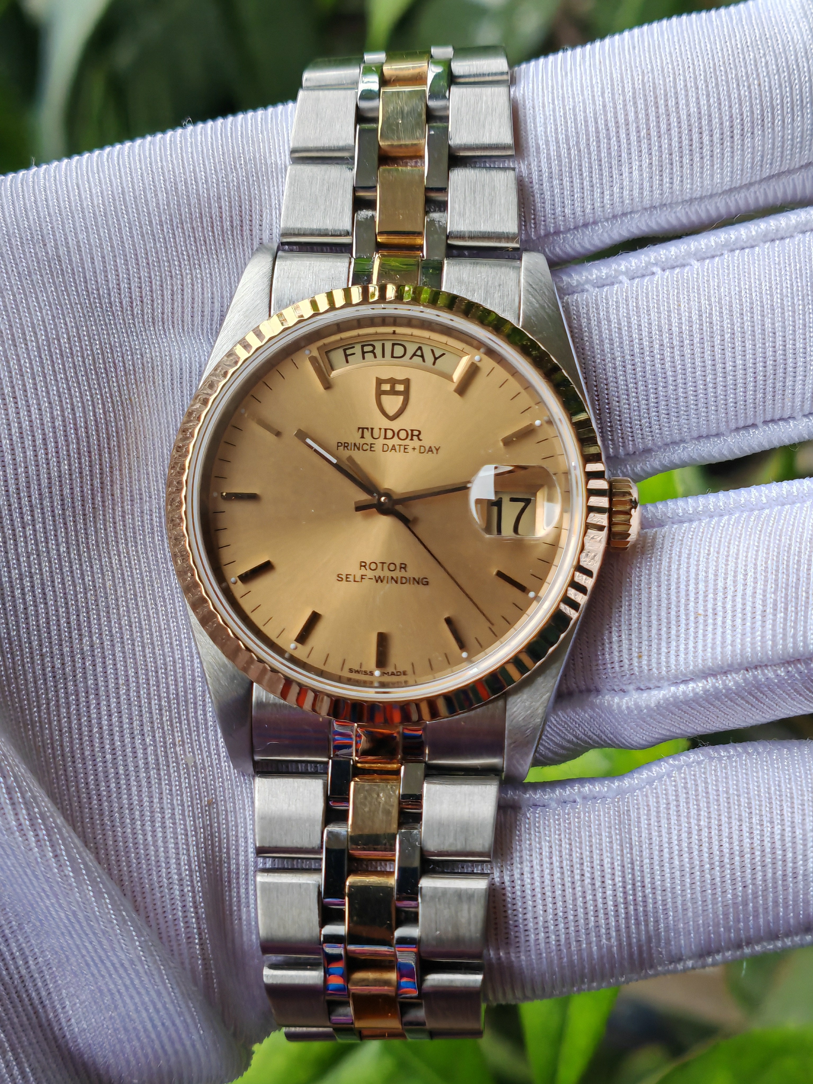 2010 Tudor Prince Date Day Sunburst Dial 76213 36mm Full Set