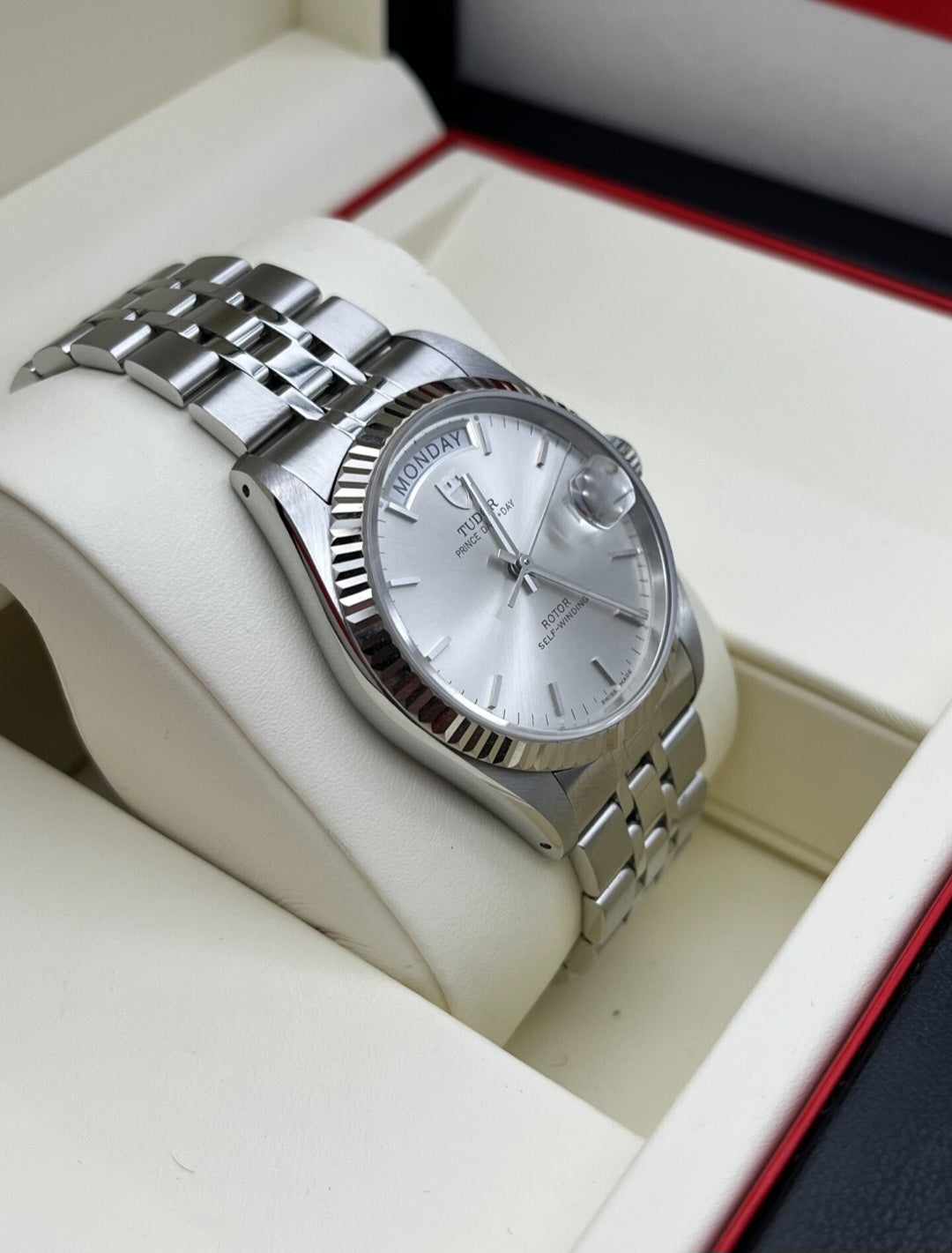 Tudor Prince Date Day Sunburst Dial 76214 36mm Full Set