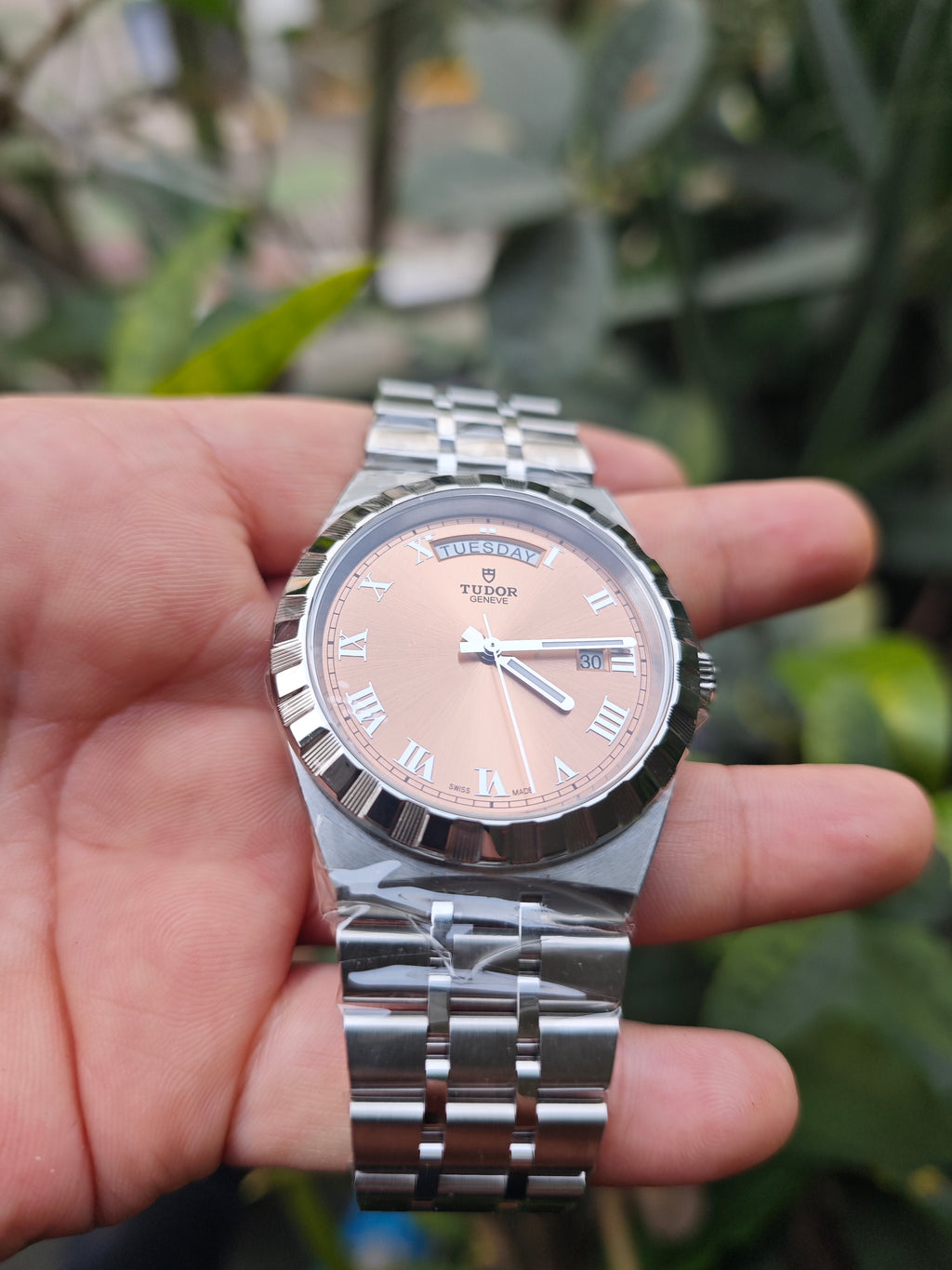 2025.10 BNIB Tudor Royal Salmon Dial 28600 41mm